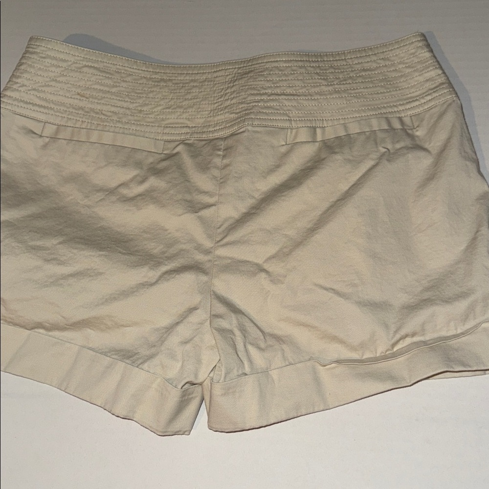 Tory Burch Cream Women's Shorts - Picture 4 of 4